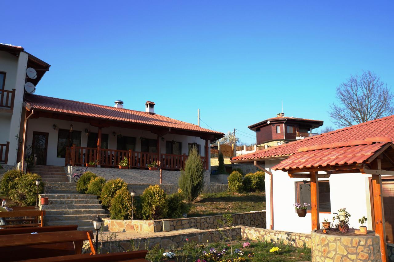 Donkovtsi Family Complex Krisbo酒店 外观 照片